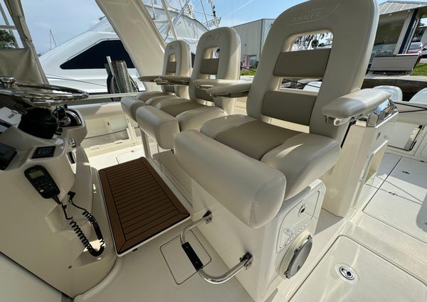 Boston Whaler 420 Outrage image