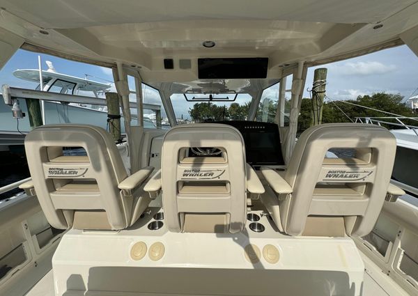 Boston Whaler 420 Outrage image