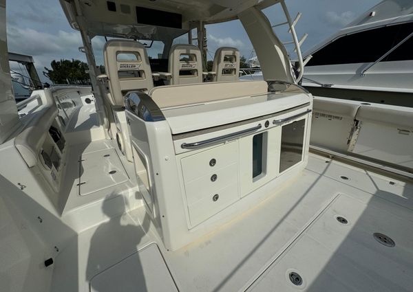 Boston Whaler 420 Outrage image