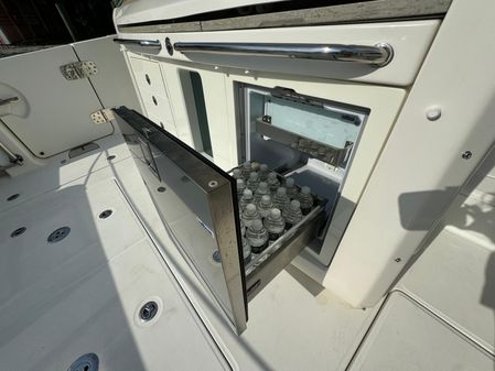 Boston Whaler 420 Outrage image