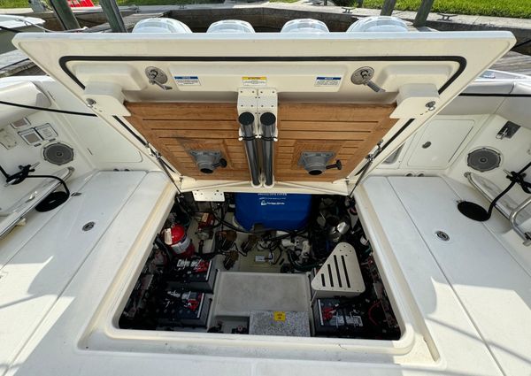 Boston Whaler 420 Outrage image