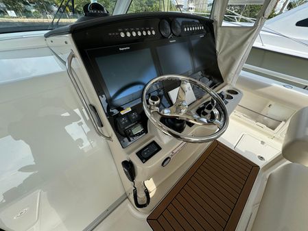 Boston Whaler 420 Outrage image