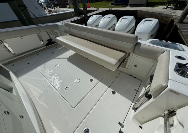 Boston Whaler 420 Outrage image