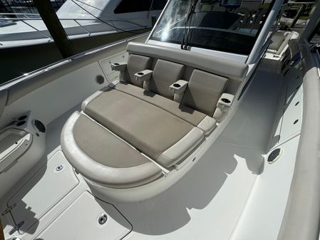 Boston Whaler 420 Outrage image