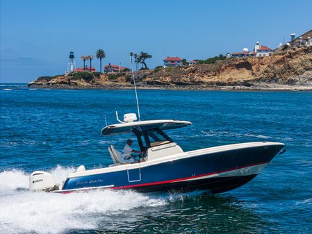 Chris-Craft Center Console image