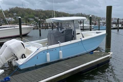 Cobia 280 Center Console - main image