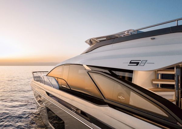 Azimut S8 image