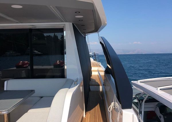 Azimut S8 image