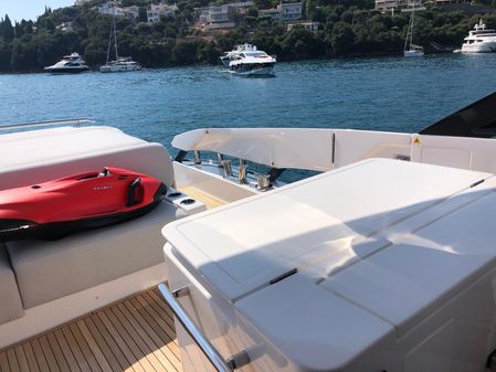 Azimut S8 image