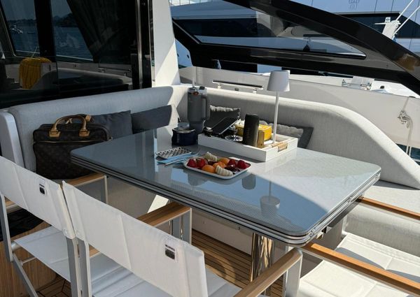 Azimut S8 image