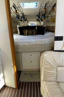 Sea Ray 370 Express Cruiser w 800 HRS image