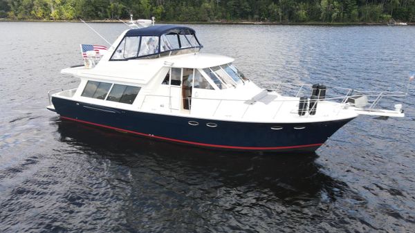 Meridian 490 Pilothouse 