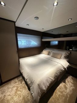 Ferretti Yachts 780 image