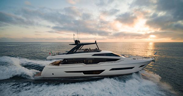 Ferretti Yachts 780 image