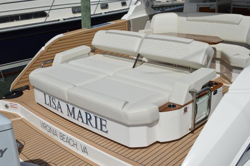 Tiara Yachts 48 LS image