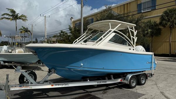 Sailfish 245 DC 