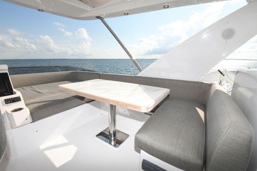 Azimut 50 Flybridge image