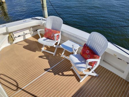 Sea Ray 370 Express Cruiser image