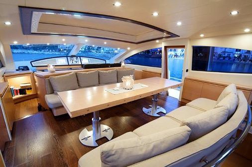 Cerri-cantieri-navali 86-FLYING-SPORT image