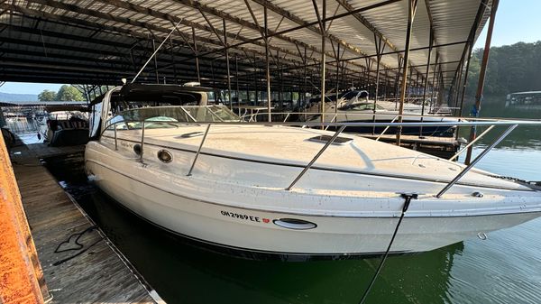 Rinker Fiesta Vee 342