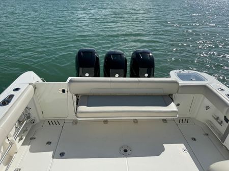 Boston Whaler 345 Conquest image