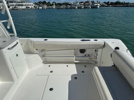 Boston Whaler 345 Conquest image