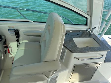 Boston Whaler 345 Conquest image