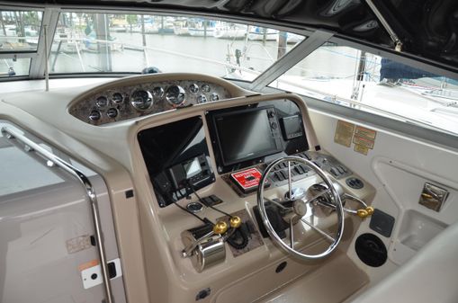 Sea Ray 330 Express Cruiser image