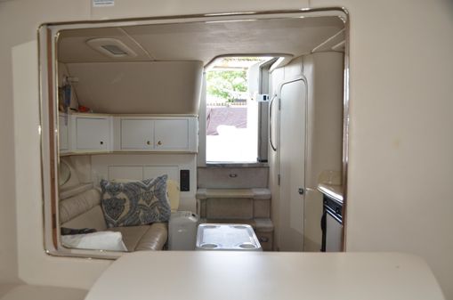 Sea Ray 330 Express Cruiser image