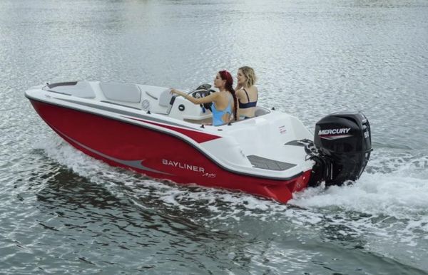 2025 Bayliner Element M15