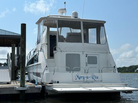 Carver 43 Motor Yacht image