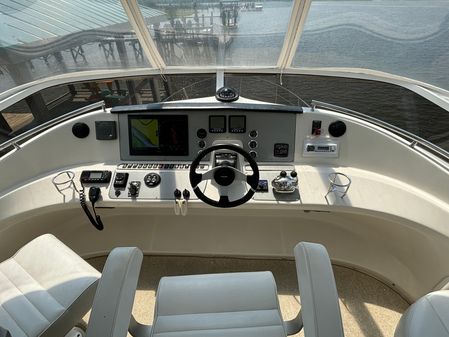 Carver 43 Motor Yacht image