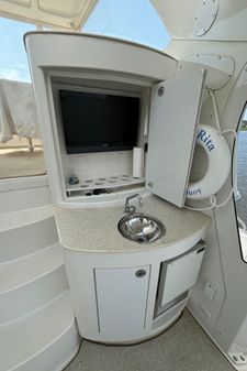 Carver 43 Motor Yacht image