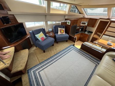 Carver 43 Motor Yacht image