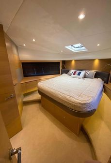 Princess Flybridge 82 Motor Yacht image