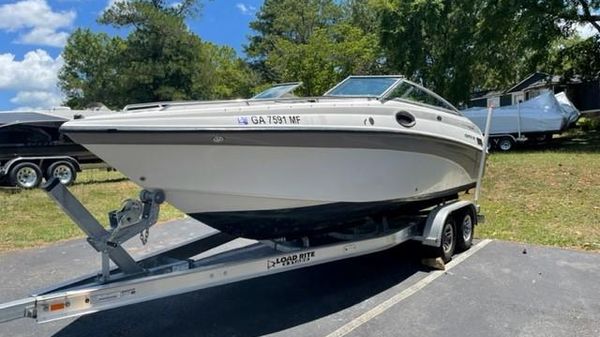 Crownline 230 BR