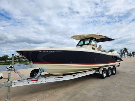 Chris-Craft 30 Catalina image