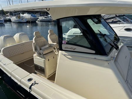 Chris-Craft 30 Catalina image