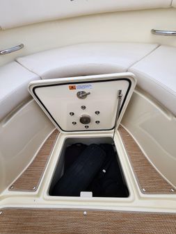 Chris-Craft 30 Catalina image