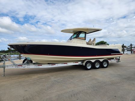 Chris-Craft 30 Catalina image