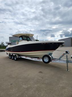 Chris-Craft 30 Catalina image