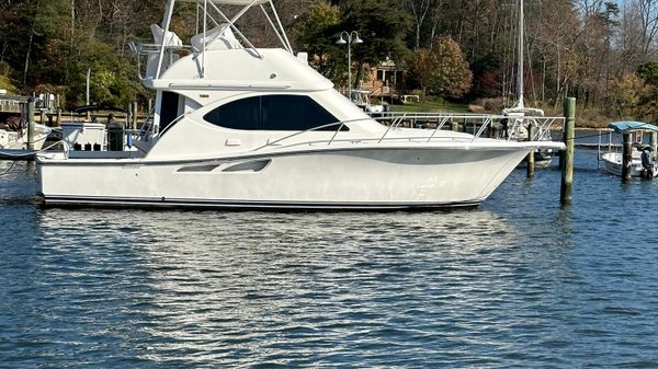 Tiara Yachts 3900 Convertible