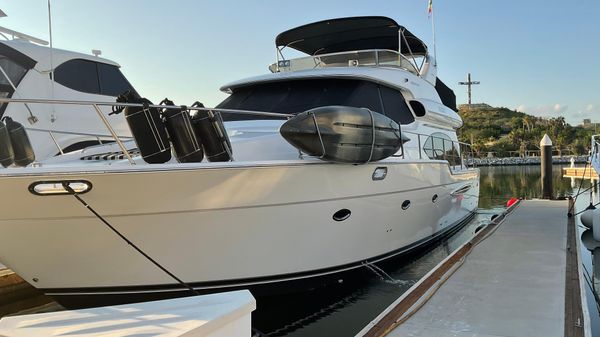 Meridian 580 Pilothouse 