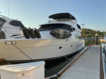 Meridian 580 Pilothouse image