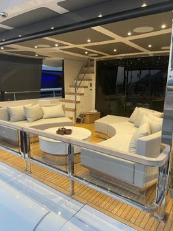 Sunseeker 88 Yacht image