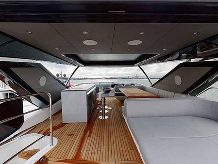 Sunseeker 88 Yacht image