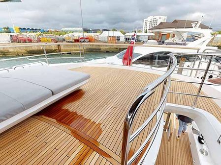 Sunseeker 88 Yacht image