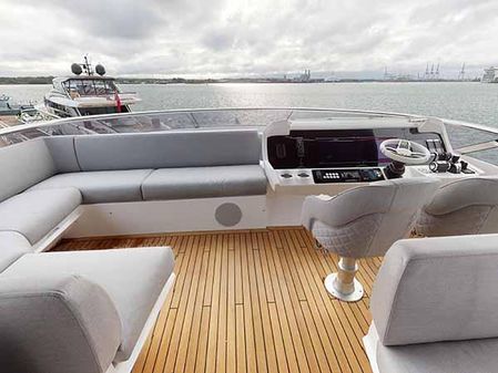 Sunseeker 88 Yacht image