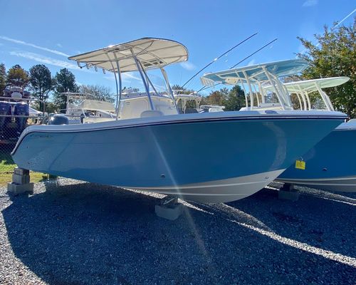 Cobia 201 Center Console - main image