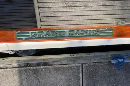 Grand Banks 32 image
